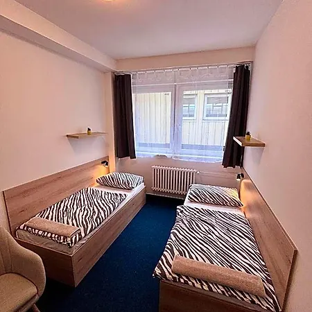 Hostal Sporthostel Scandinavia *
