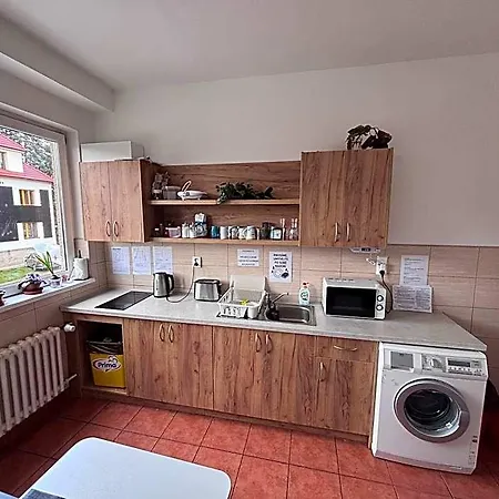 Hostal Sporthostel Scandinavia *